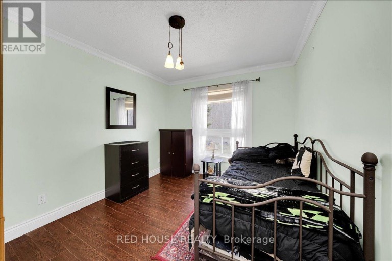 32 MCLEISH DRIVE, Kawartha Lakes (Dalton), Ontario, L0K1W0