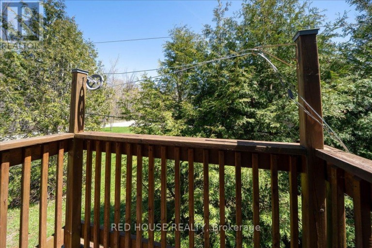 32 MCLEISH DRIVE, Kawartha Lakes (Dalton), Ontario, L0K1W0