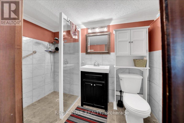 32 MCLEISH DRIVE, Kawartha Lakes (Dalton), Ontario, L0K1W0