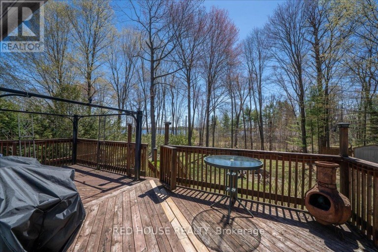32 MCLEISH DRIVE, Kawartha Lakes (Dalton), Ontario, L0K1W0