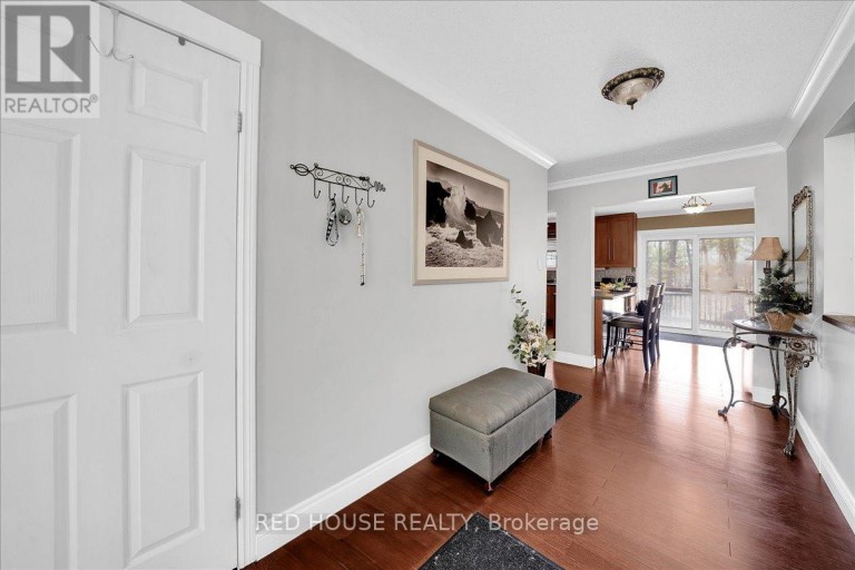 32 MCLEISH DRIVE, Kawartha Lakes (Dalton), Ontario, L0K1W0
