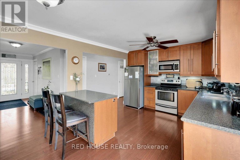 32 MCLEISH DRIVE, Kawartha Lakes (Dalton), Ontario, L0K1W0