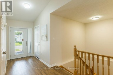 11 ALGONQUIN TRAIL Clarington (Bowmanville) Ontario photo 20