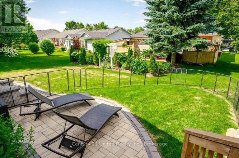 11 ALGONQUIN TRAIL, Clarington (Bowmanville), Ontario, L1B1A1