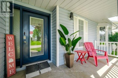 11 ALGONQUIN TRAIL Clarington (Bowmanville) Ontario photo 4