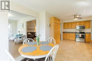 11 ALGONQUIN TRAIL Clarington (Bowmanville) Ontario photo 8