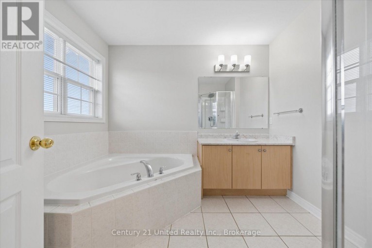 253 BOWEN DRIVE, Peterborough (Northcrest Ward 5), Ontario, K9H0B8