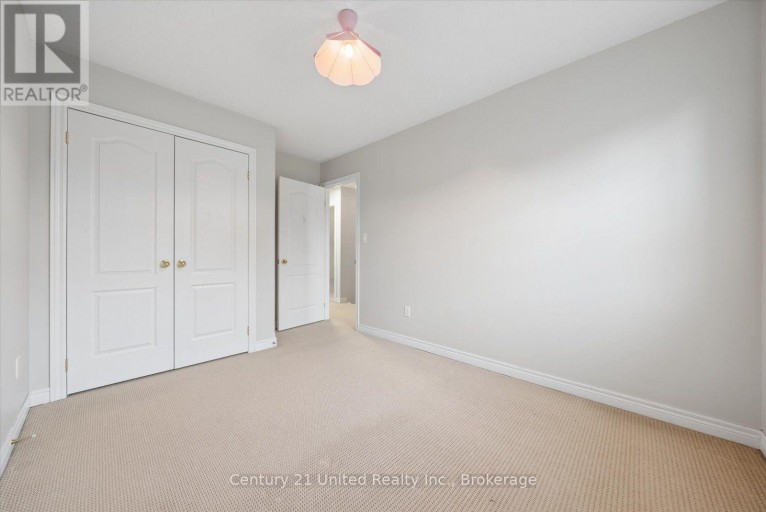 253 BOWEN DRIVE, Peterborough (Northcrest Ward 5), Ontario, K9H0B8