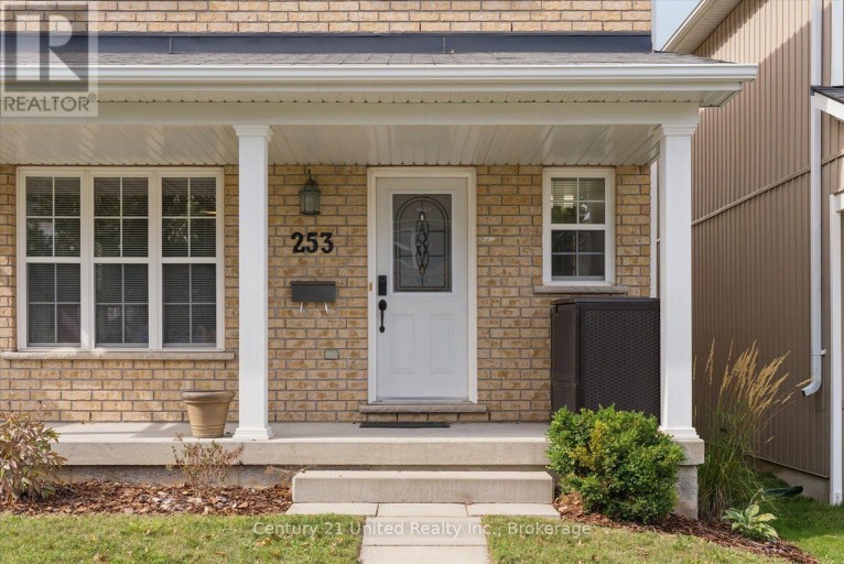 253 BOWEN DRIVE, Peterborough (Northcrest Ward 5), Ontario, K9H0B8