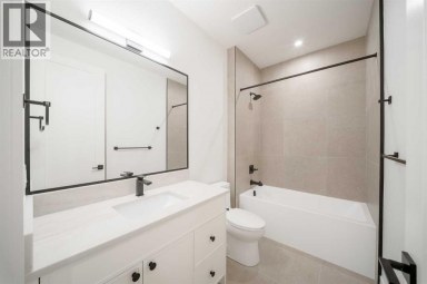 411 28 Avenue NW Calgary Alberta photo 39