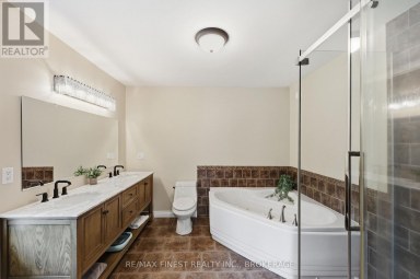 1747 HITCHCOCK DRIVE, Frontenac (Frontenac South) Ontario