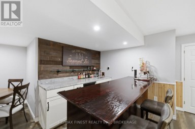 1747 HITCHCOCK DRIVE, Frontenac (Frontenac South) Ontario