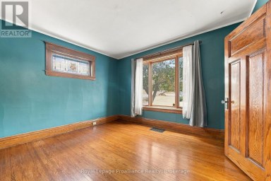31 GROVE STREET Belleville (Belleville Ward) Ontario photo 10