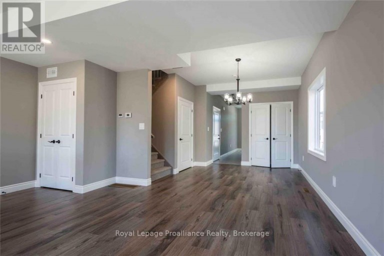 19 PRIMROSE CRESCENT, Belleville (Thurlow Ward), Ontario, K8N0J7