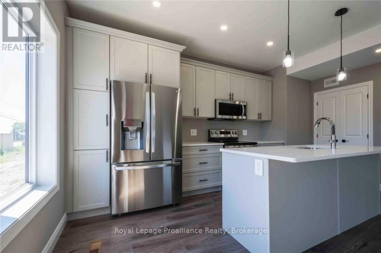 19 PRIMROSE CRESCENT, Belleville (Thurlow Ward), Ontario, K8N0J7