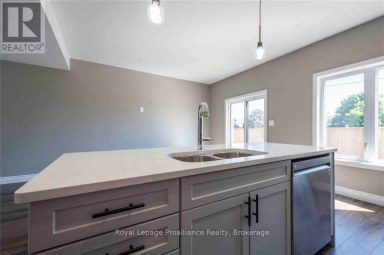 19 PRIMROSE CRESCENT Belleville (Thurlow Ward) Ontario photo 9