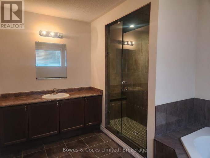 716 SAWMILL ROAD, Peterborough (Northcrest Ward 5), Ontario, K9L0G3