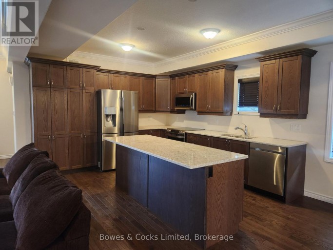 716 SAWMILL ROAD, Peterborough (Northcrest Ward 5), Ontario, K9L0G3