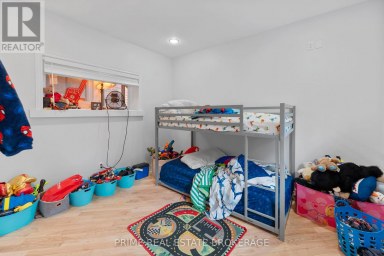 500-502 COLBORNE STREET London East (East F) Ontario photo 14