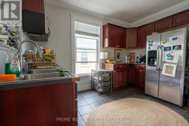 500-502 COLBORNE STREET London East (East F) Ontario photo 18