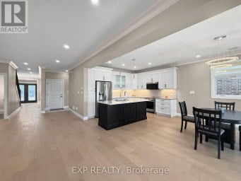 3833 CAMPBELL STREET N London South (South V) Ontario photo 12