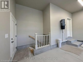 3833 CAMPBELL STREET N London South (South V) Ontario photo 38