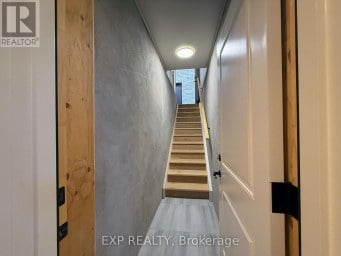 3833 CAMPBELL STREET N London South (South V) Ontario photo 39