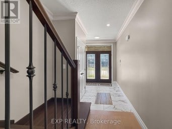 3833 CAMPBELL STREET N London South (South V) Ontario photo 9