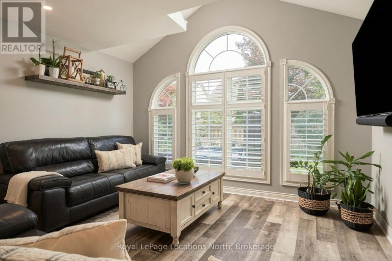 20 HIGHLANDS CRESCENT, Collingwood, Ontario, L9Y5H3