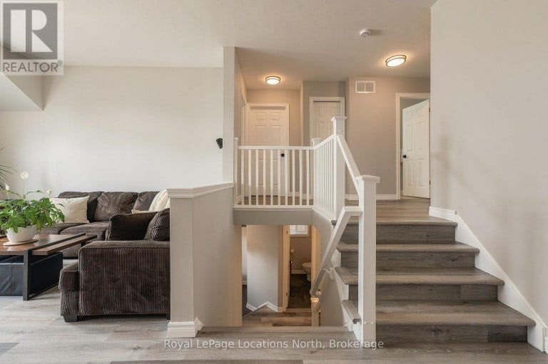 20 HIGHLANDS CRESCENT, Collingwood, Ontario, L9Y5H3