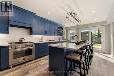 20 HIGHLANDS CRESCENT Collingwood Ontario photo 3