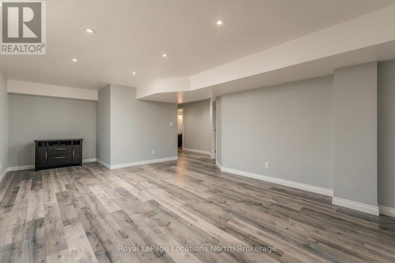 20 HIGHLANDS CRESCENT, Collingwood, Ontario, L9Y5H3