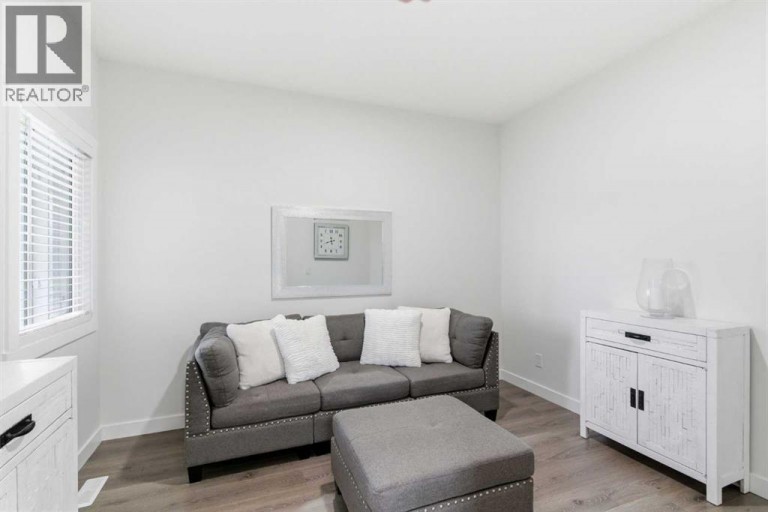 90 Saddlebred Place, Cochrane, Alberta, T4C3E6