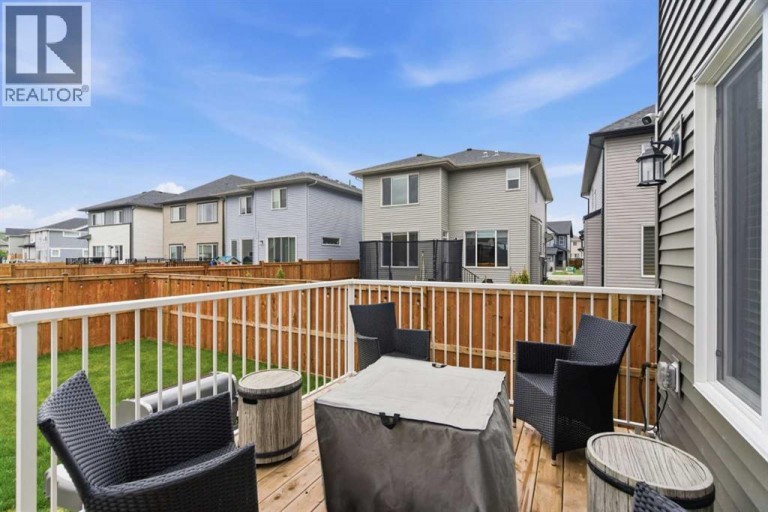 90 Saddlebred Place, Cochrane, Alberta, T4C3E6