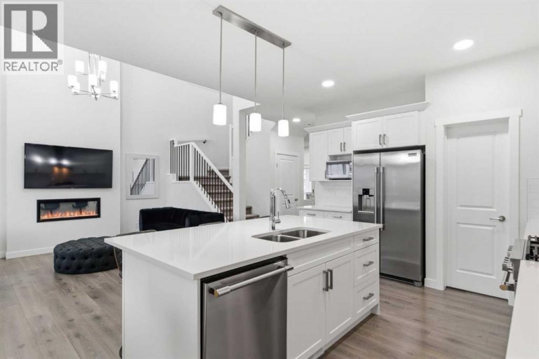 90 Saddlebred Place, Cochrane, Alberta, T4C3E6