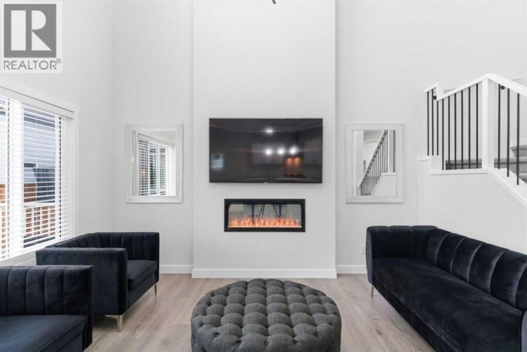 90 Saddlebred Place, Cochrane, Alberta, T4C3E6