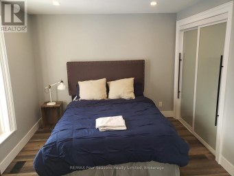 128 DENMARK STREET Meaford Ontario photo 8