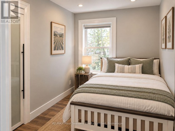 128 DENMARK STREET, Meaford, Ontario, N4L1E2