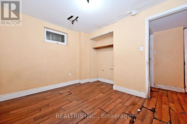 116 SUTHERLAND AVENUE, Brampton (Madoc), Ontario, L6V2H7