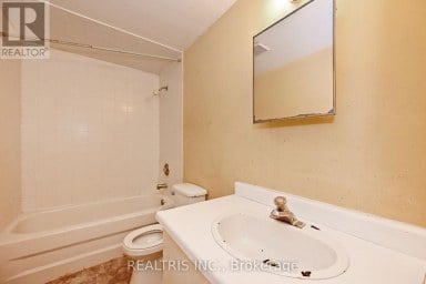 116 SUTHERLAND AVENUE Brampton (Madoc) Ontario photo 26