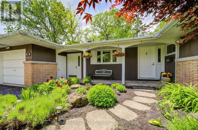 88 MARSDALE DRIVE, St. Catharines (Glendale/Glenridge), Ontario, L2T3S9
