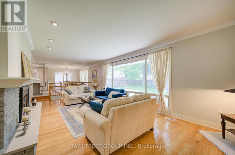 88 MARSDALE DRIVE, St. Catharines (Glendale/Glenridge), Ontario, L2T3S9