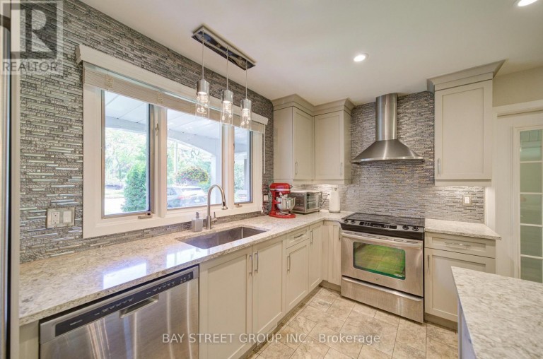 88 MARSDALE DRIVE, St. Catharines (Glendale/Glenridge), Ontario, L2T3S9