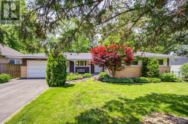 88 MARSDALE DRIVE, St. Catharines (Glendale/Glenridge), Ontario, L2T3S9