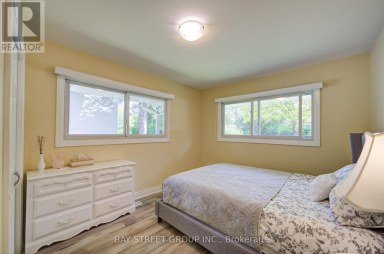 88 MARSDALE DRIVE St. Catharines (Glendale/Glenridge) Ontario photo 22
