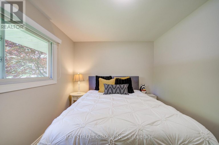 88 MARSDALE DRIVE, St. Catharines (Glendale/Glenridge), Ontario, L2T3S9