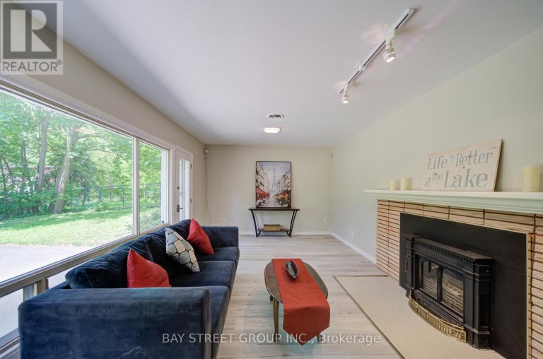88 MARSDALE DRIVE, St. Catharines (Glendale/Glenridge), Ontario, L2T3S9