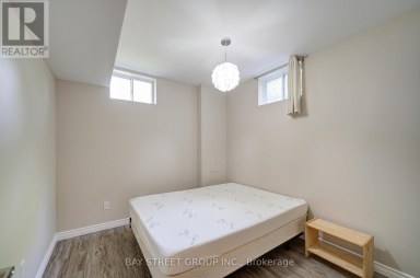 88 MARSDALE DRIVE St. Catharines (Glendale/Glenridge) Ontario photo 46