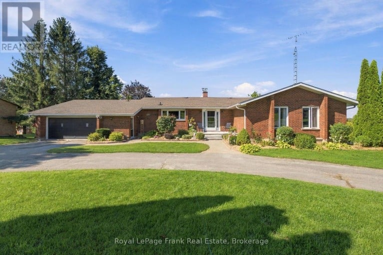 61 BLUEWATER AVENUE, Kawartha Lakes (Lindsay), Ontario, K9V0K6