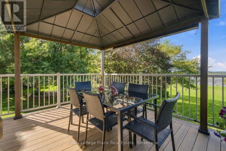 61 BLUEWATER AVENUE, Kawartha Lakes (Lindsay), Ontario, K9V0K6
